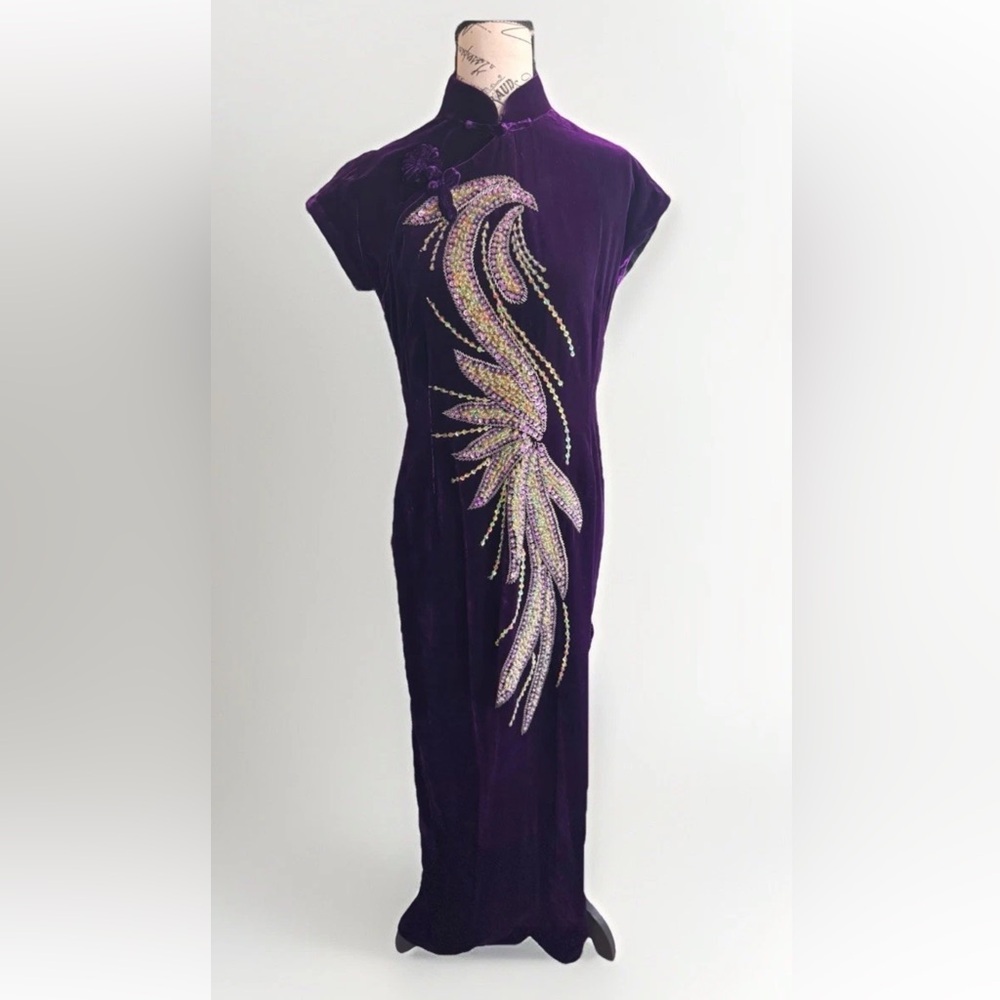 Vintage 70s Purple Velour Velvet Cheongsam Chinese Sequin Beaded Maxi Slit Dress